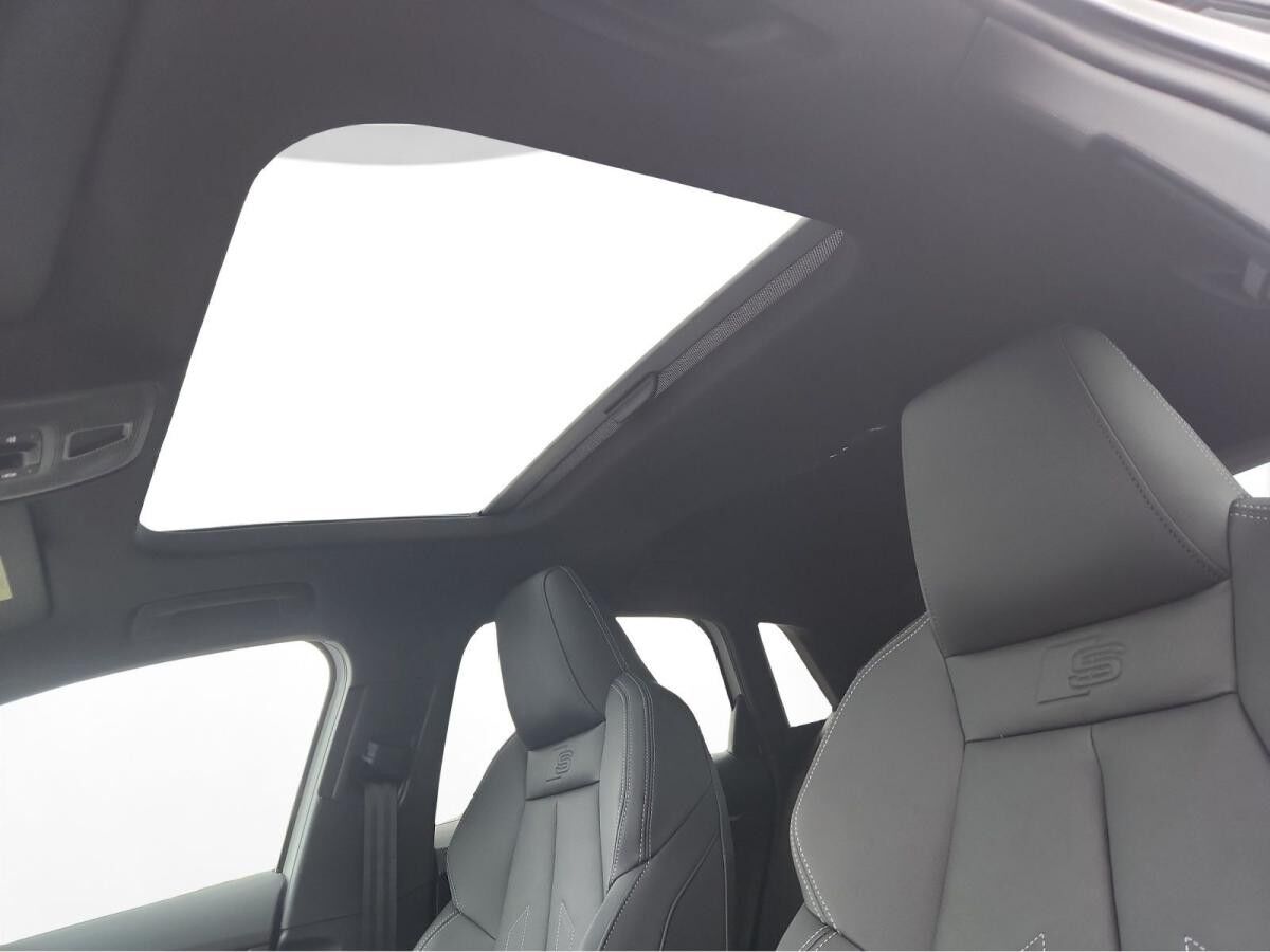 Audi A3 Sportback TDI S line AHK Pano Matrix LM 18" Navi RFK Sonos