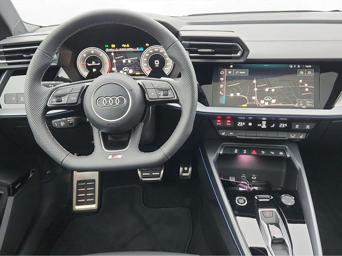 Audi A3 Sportback TDI S line AHK Pano Matrix LM 18" Navi RFK Sonos