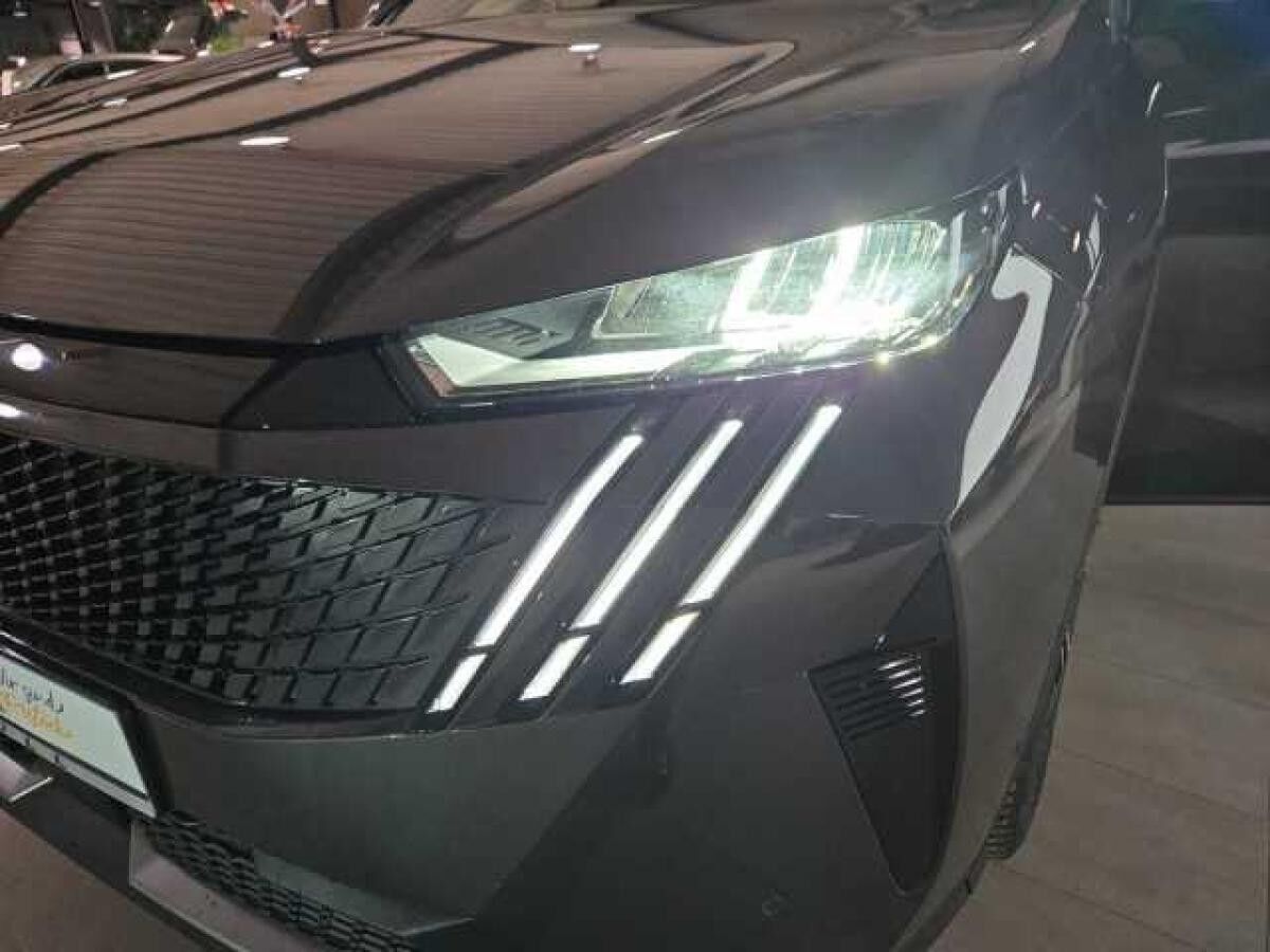 Peugeot 5008 Hybrid 145 Allure Business +VOLL-LED+SHZ+