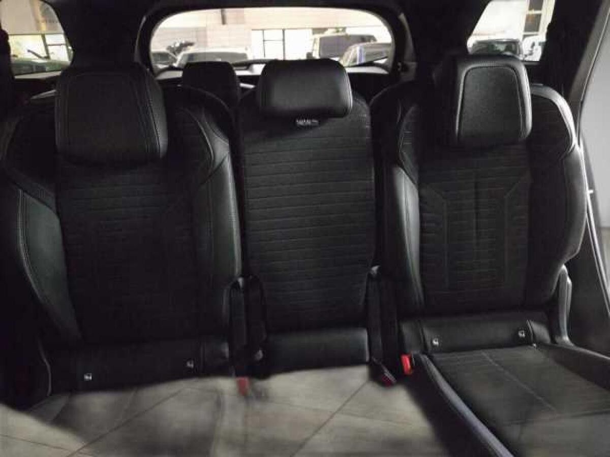 Peugeot 5008 Hybrid 145 Allure Business +VOLL-LED+SHZ+