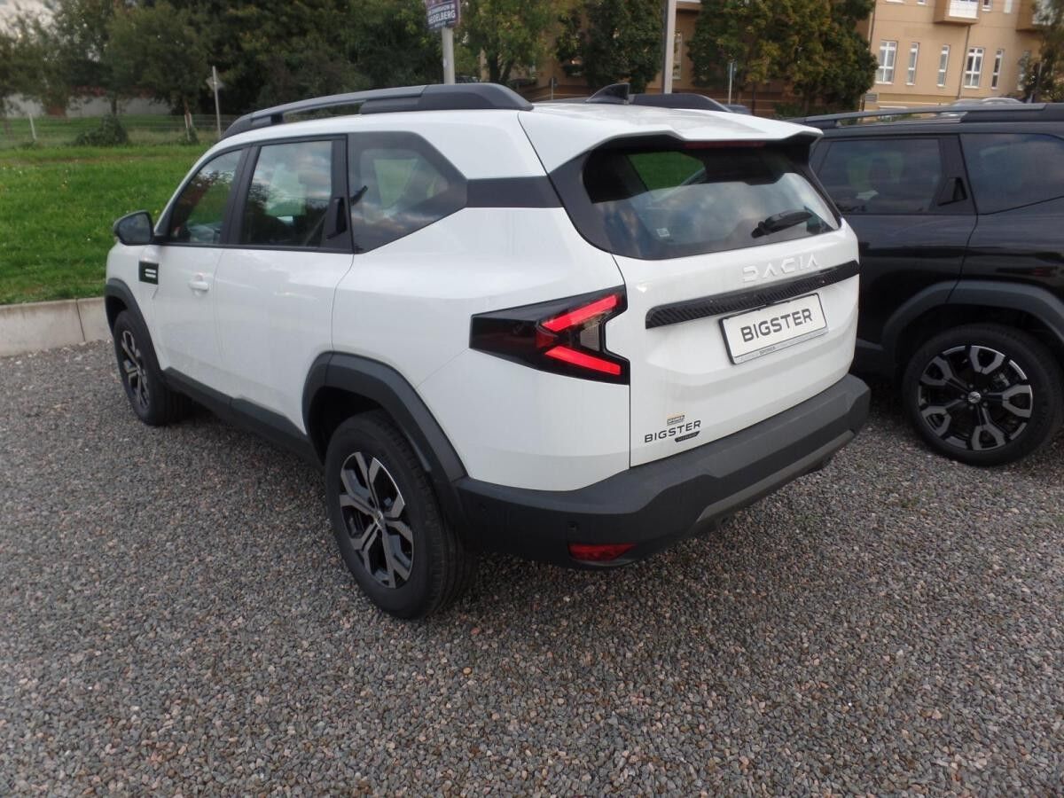 Dacia Bigster HYBRID 155 Expression