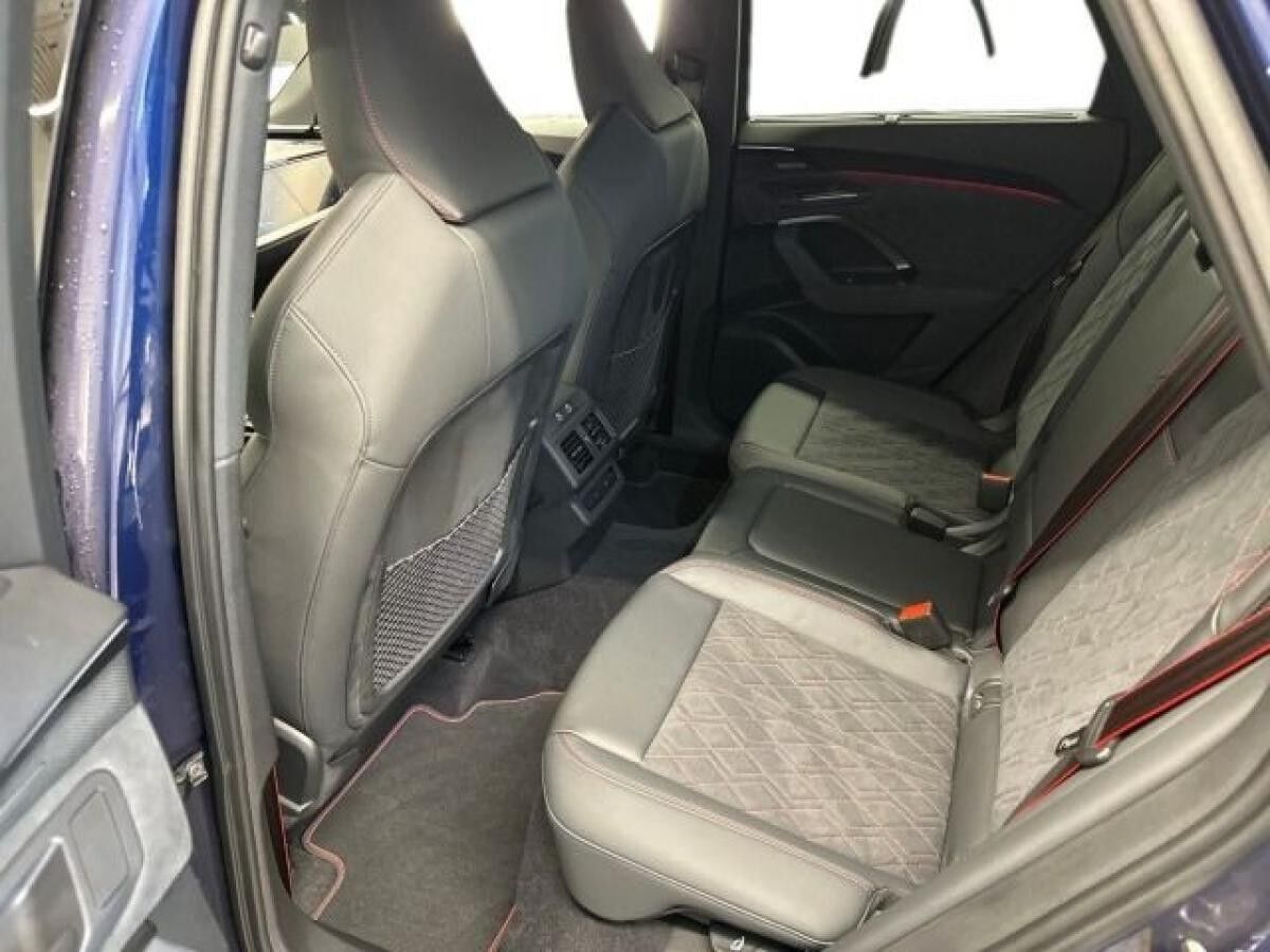 Audi SQ5 SUV TFSI *edition one*Carbon*AHK*WR*Pano*21*