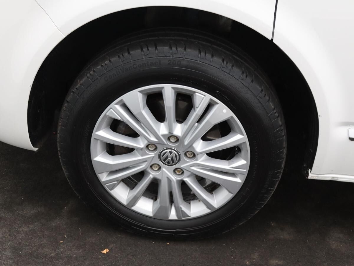 Volkswagen T6.1 Multivan Generation Six / Navi, LED, AHK