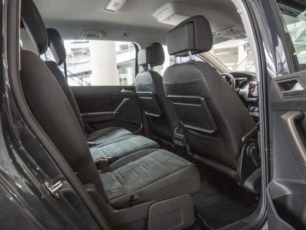 Volkswagen Touran 2.0 TDI DSG Comfortline Navi Sitzhzg PDC