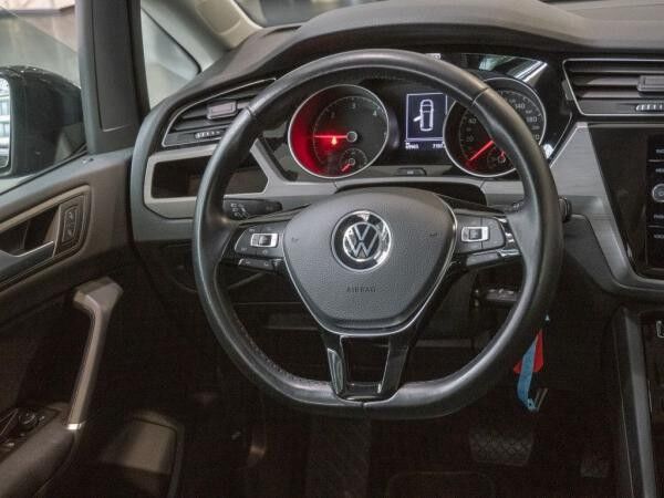 Volkswagen Touran 2.0 TDI DSG Comfortline Navi Sitzhzg PDC