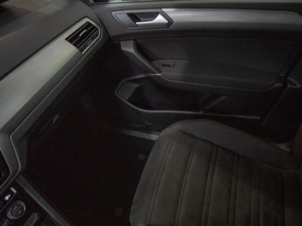 Volkswagen Touran 2.0 TDI DSG Comfortline Navi Sitzhzg PDC