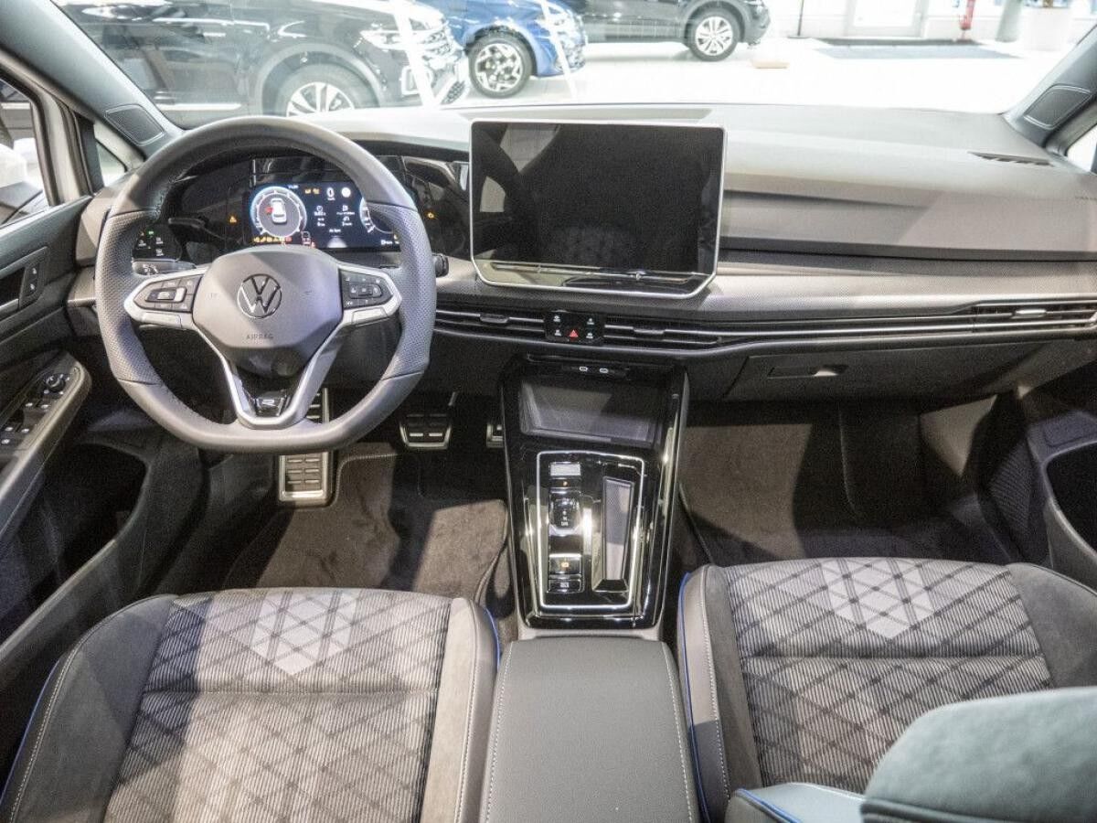 Volkswagen Golf R-Line 1,5 l eTSI DSG *BIS 31.12.*🏷️