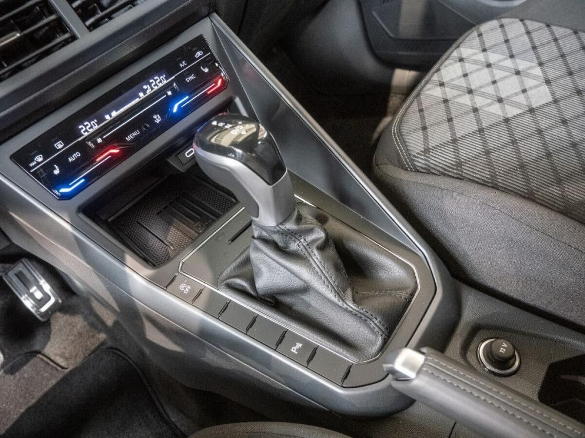 Volkswagen Polo R-Line 1,0 l TSI DSG *BIS 31.12.*🏷️