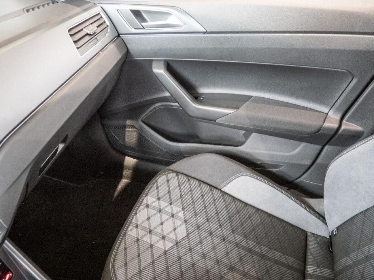 Volkswagen Polo R-Line 1,0 l TSI DSG *BIS 31.12.*🏷️