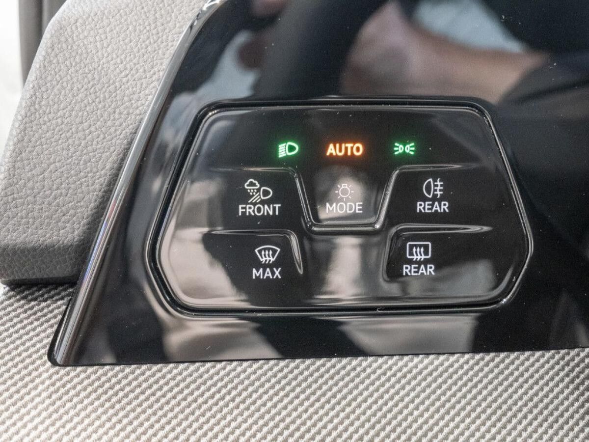 Volkswagen Golf R-Line 1,5 l eTSI DSG *BIS 31.12.*🏷️