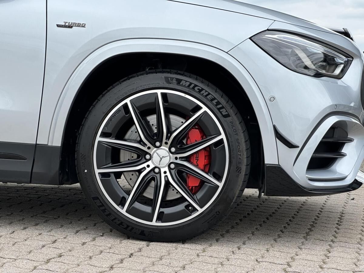 Mercedes-Benz GLA 45 AMG GLA -Klasse (BM 247)