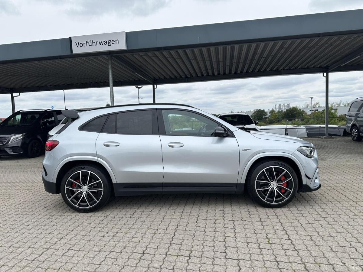 Mercedes-Benz GLA 45 AMG GLA -Klasse (BM 247)