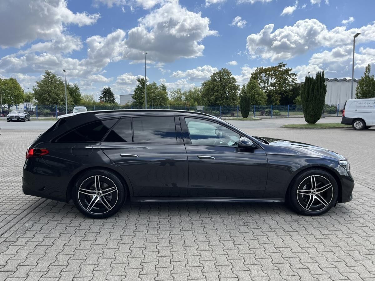 Mercedes-Benz E 200 d T-Modell AMG+Advanced+Night+AHK+CarPlay+