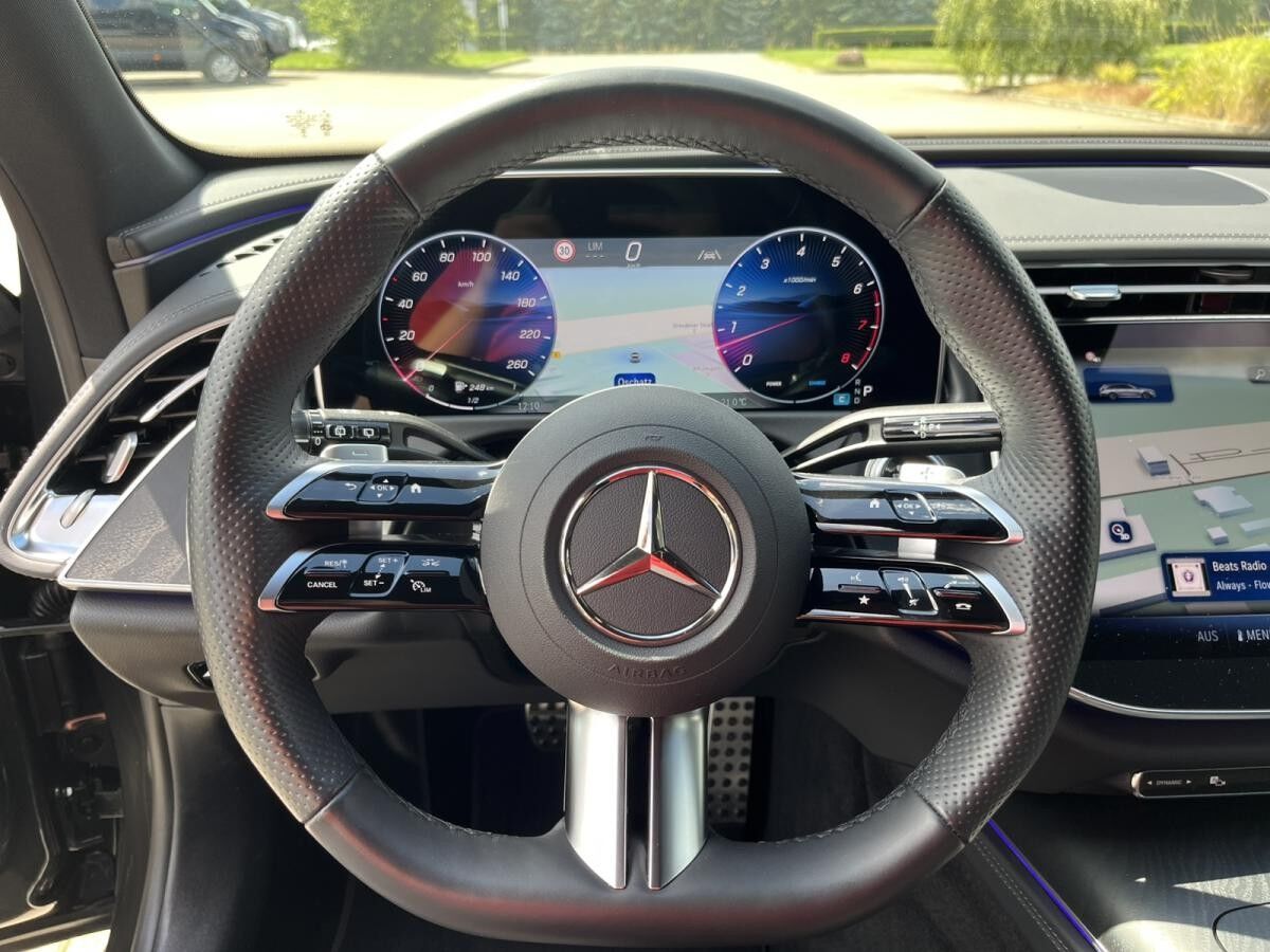 Mercedes-Benz E 200 d T-Modell AMG+Advanced+Night+AHK+CarPlay+