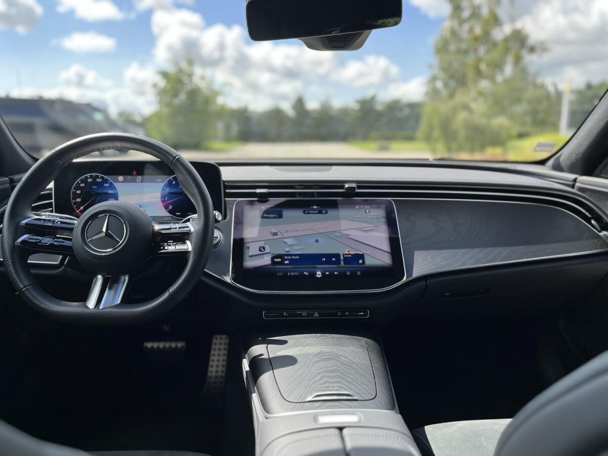 Mercedes-Benz E 200 d T-Modell AMG+Advanced+Night+AHK+CarPlay+