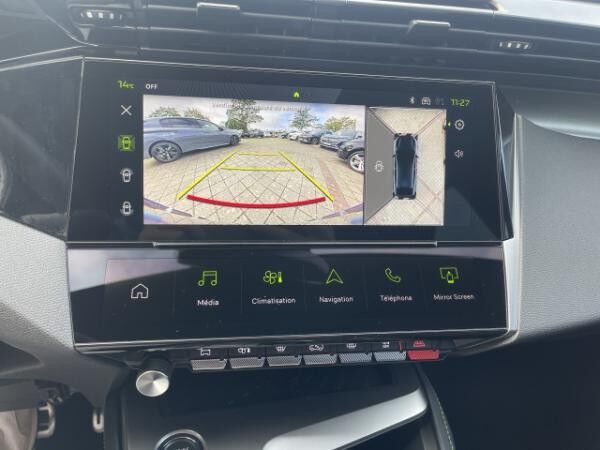 Peugeot 408 GT PureTech 130 EAT8 Bluetooth Navi LED Klima