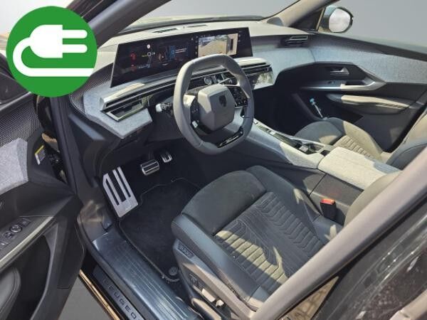 Peugeot 3008 e- GT Elektro 210 / 360° Kamera / AHK / SHZ /