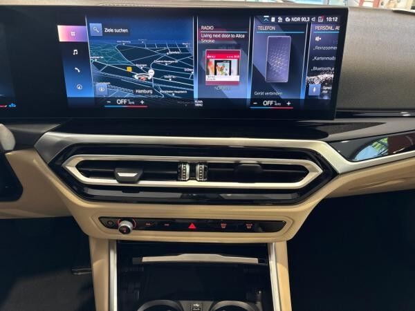 BMW 318 d Touring InnoPaket DrivingAss PANO HK HUD Navi