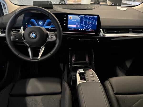 BMW 218 i Active Tourer LuxuryLine