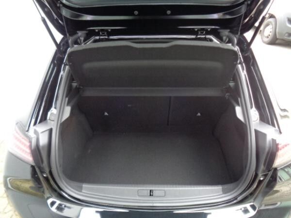 Peugeot 208 Hybrid 145 e-DSC6 GT E-Sitze Kamera