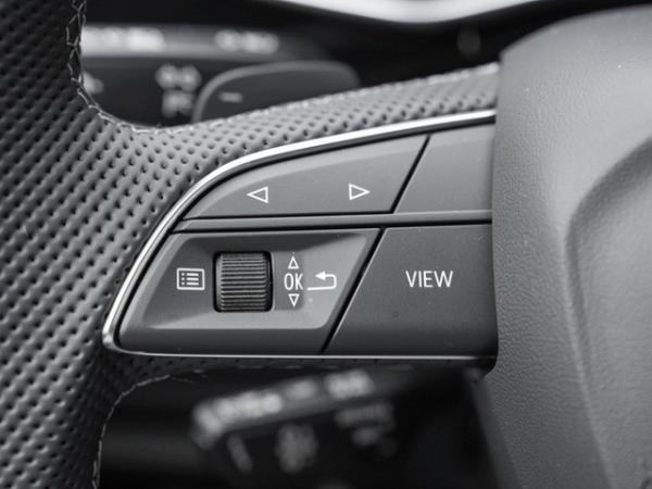 Audi Q7 SUV S line business TDI quattro tiptronic /