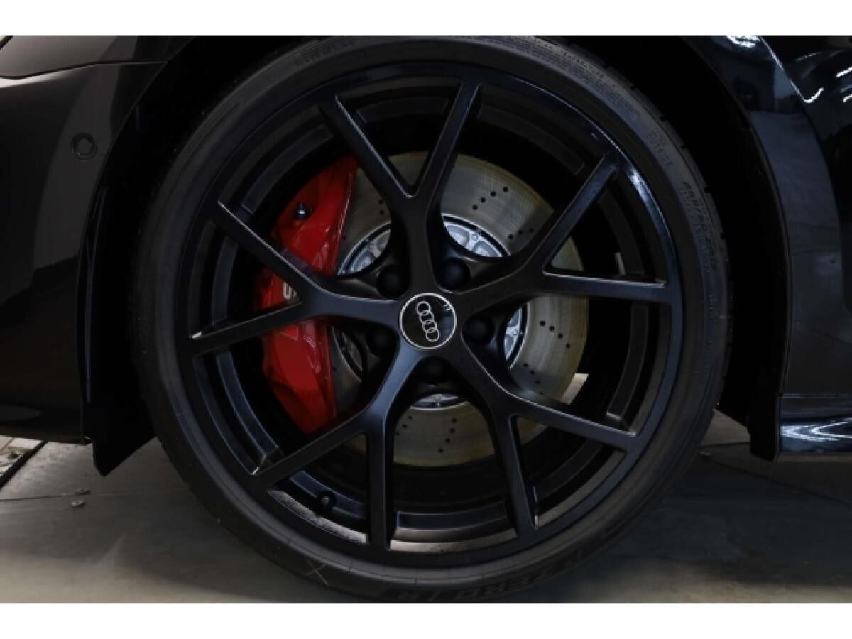 Audi RS3 Sportback TFSI quattro 280 km/h