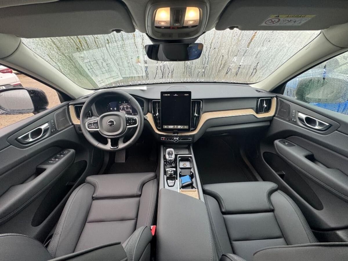Volvo XC60 T6 AWD Plus Dark+LagomPak+SOFORT