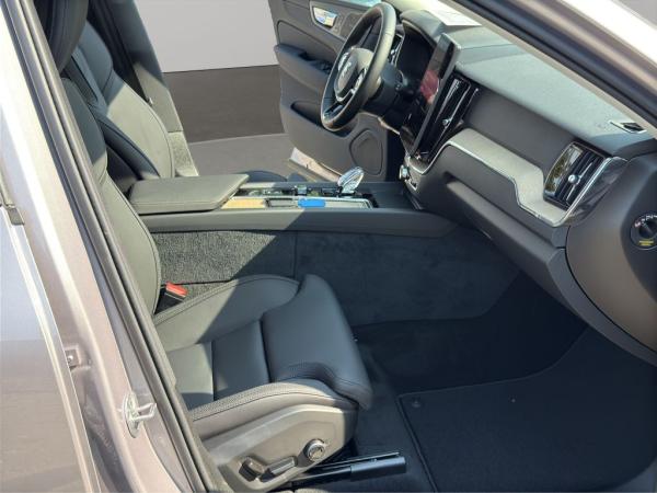 Volvo XC60 T6 AWD Plus Dark+LagomPak+SOFORT