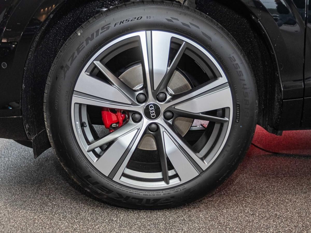 Audi Q3 SUV TFSI S tronic S-Line Tech-Plus Dynamik