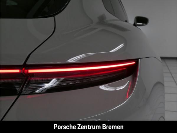 Porsche Taycan Sport Turismo Sportpaket Bose Panorama Hinterachslenkung