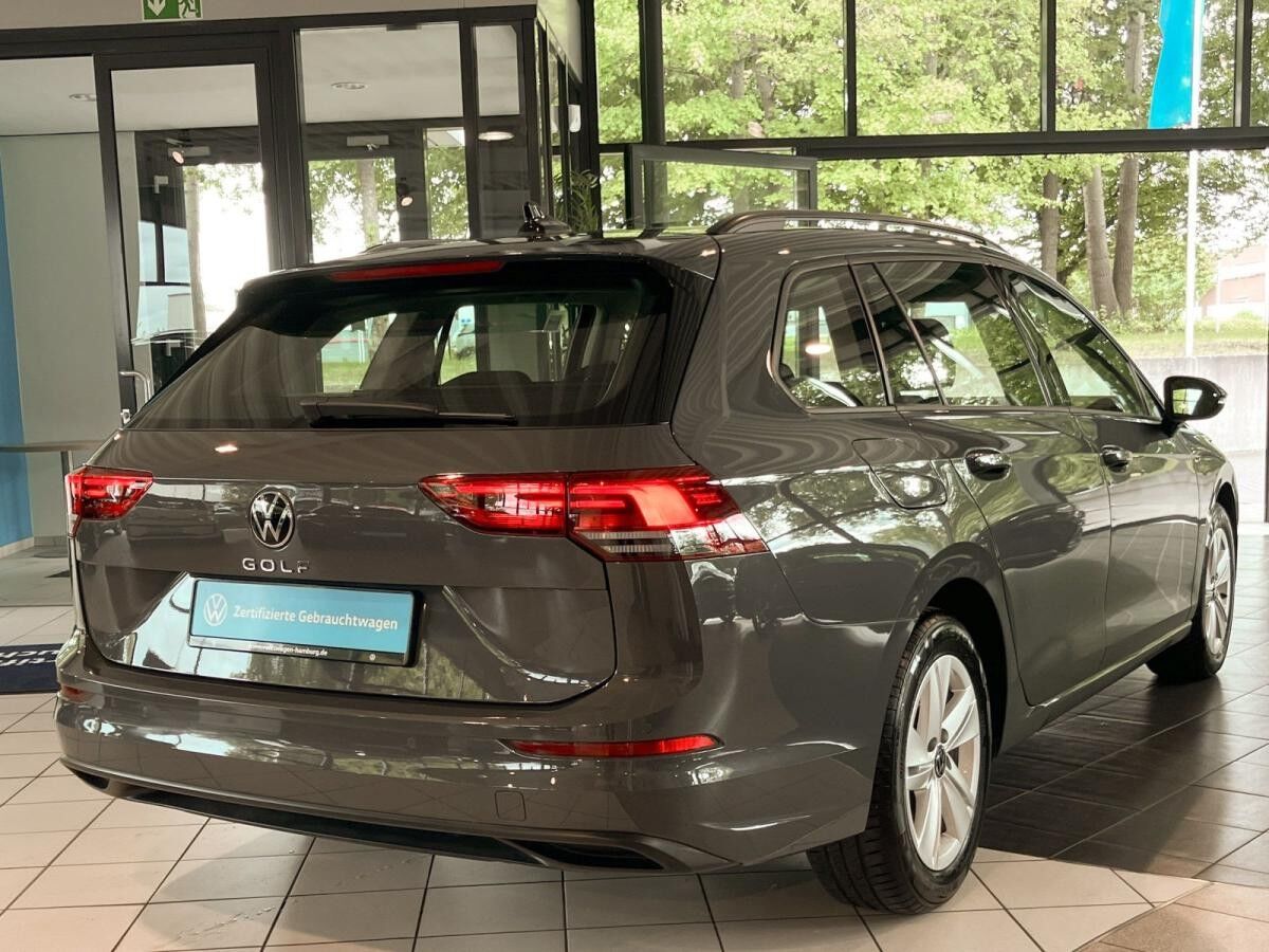 Volkswagen Golf VIII Variant 2.0TDI DSG Life Navi AppConnect