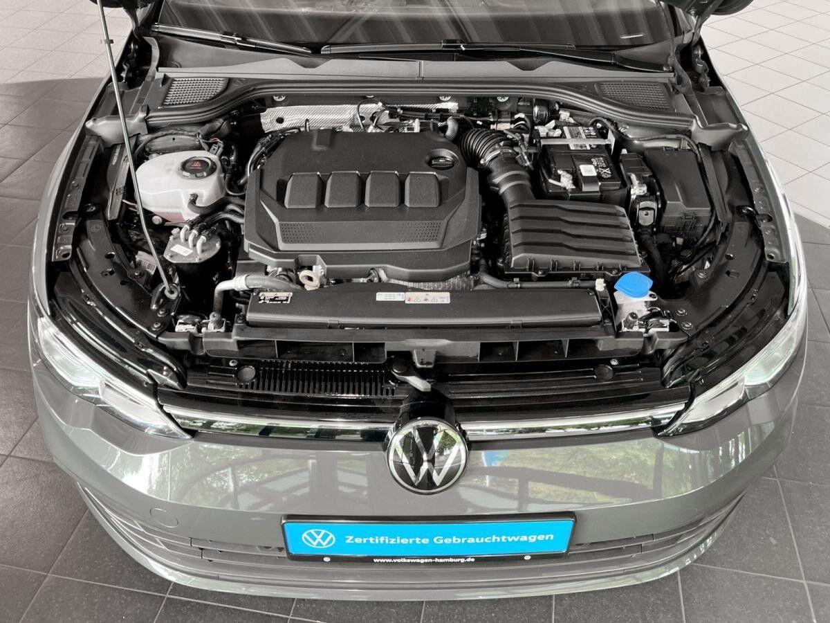 Volkswagen Golf VIII Variant 2.0TDI DSG Life Navi AppConnect