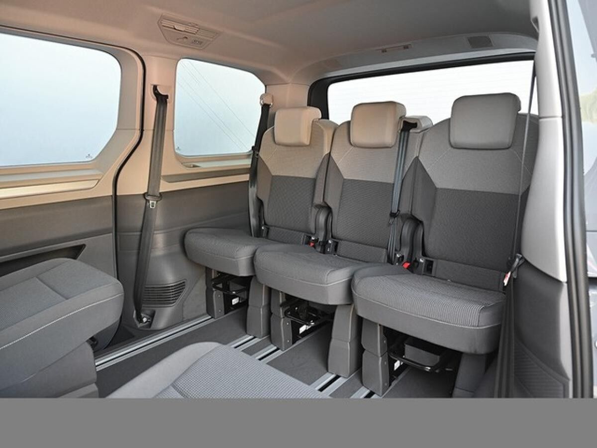 Volkswagen T7 Multivan Life eHybrid 4MOTION (Velbert)