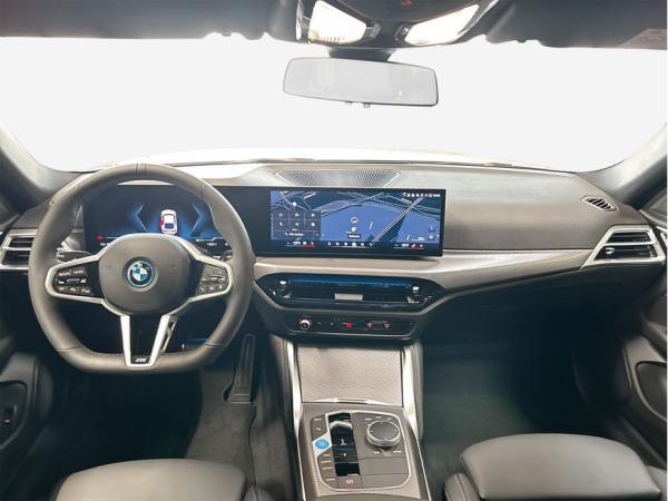 BMW i4 eDrive40