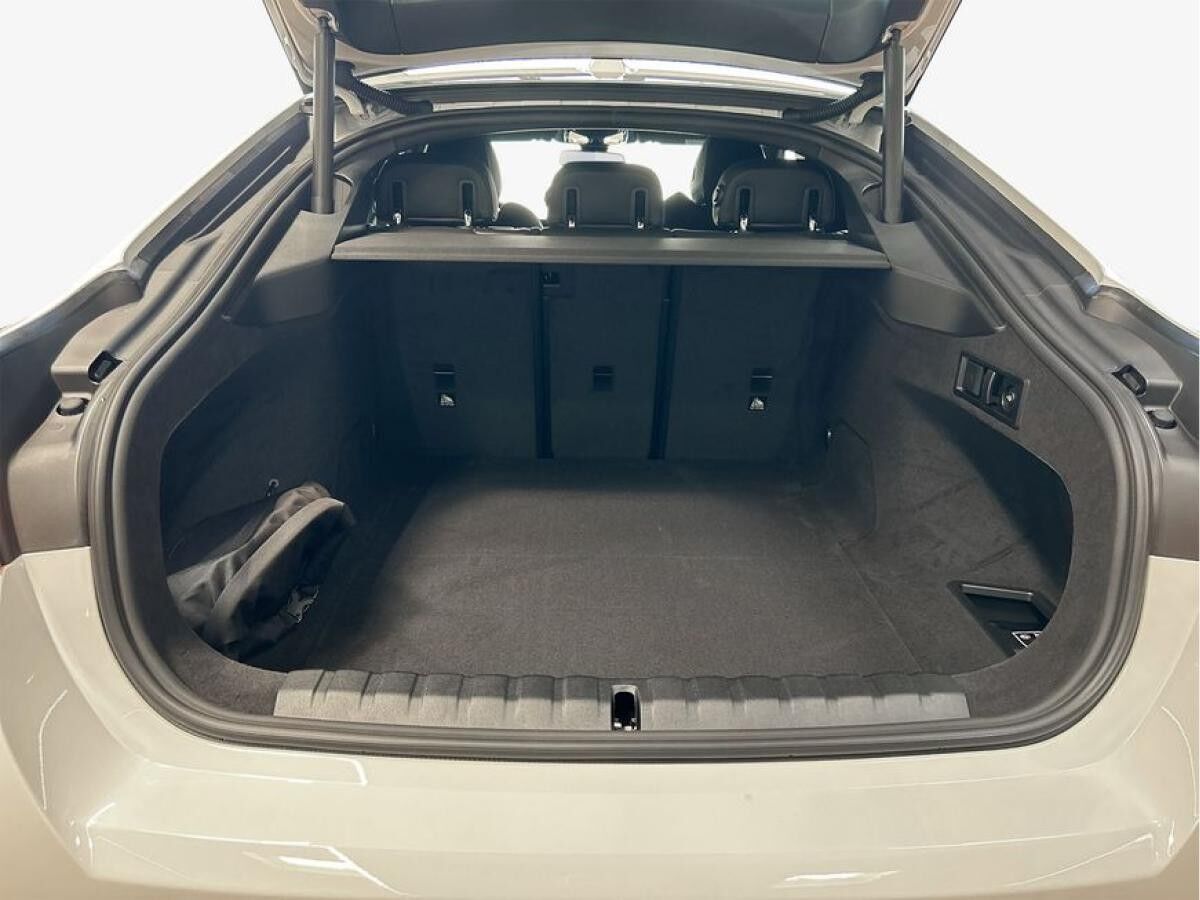 BMW i4 eDrive40