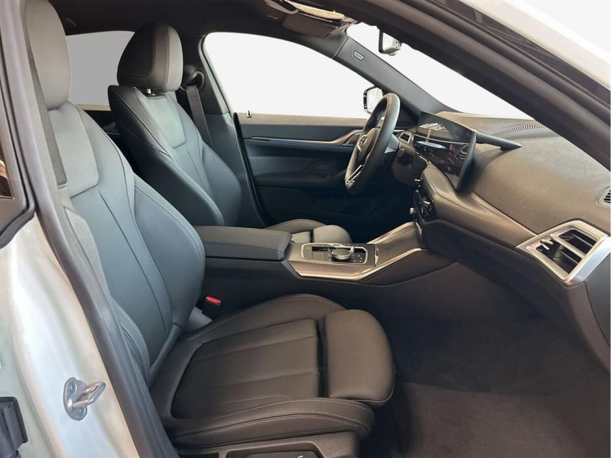BMW i4 eDrive40