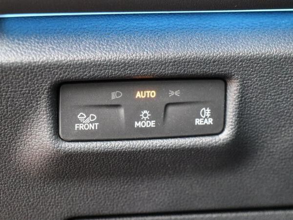 Volkswagen Tayron Life 1,5 l eTSI 7-Gang DSG AHK ANSCHL. GAR.