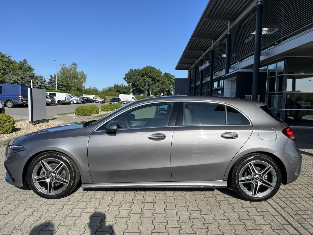 Mercedes-Benz A 180 AMG+KeylessGo+Winterpaket+Kamera+LED+DAB++