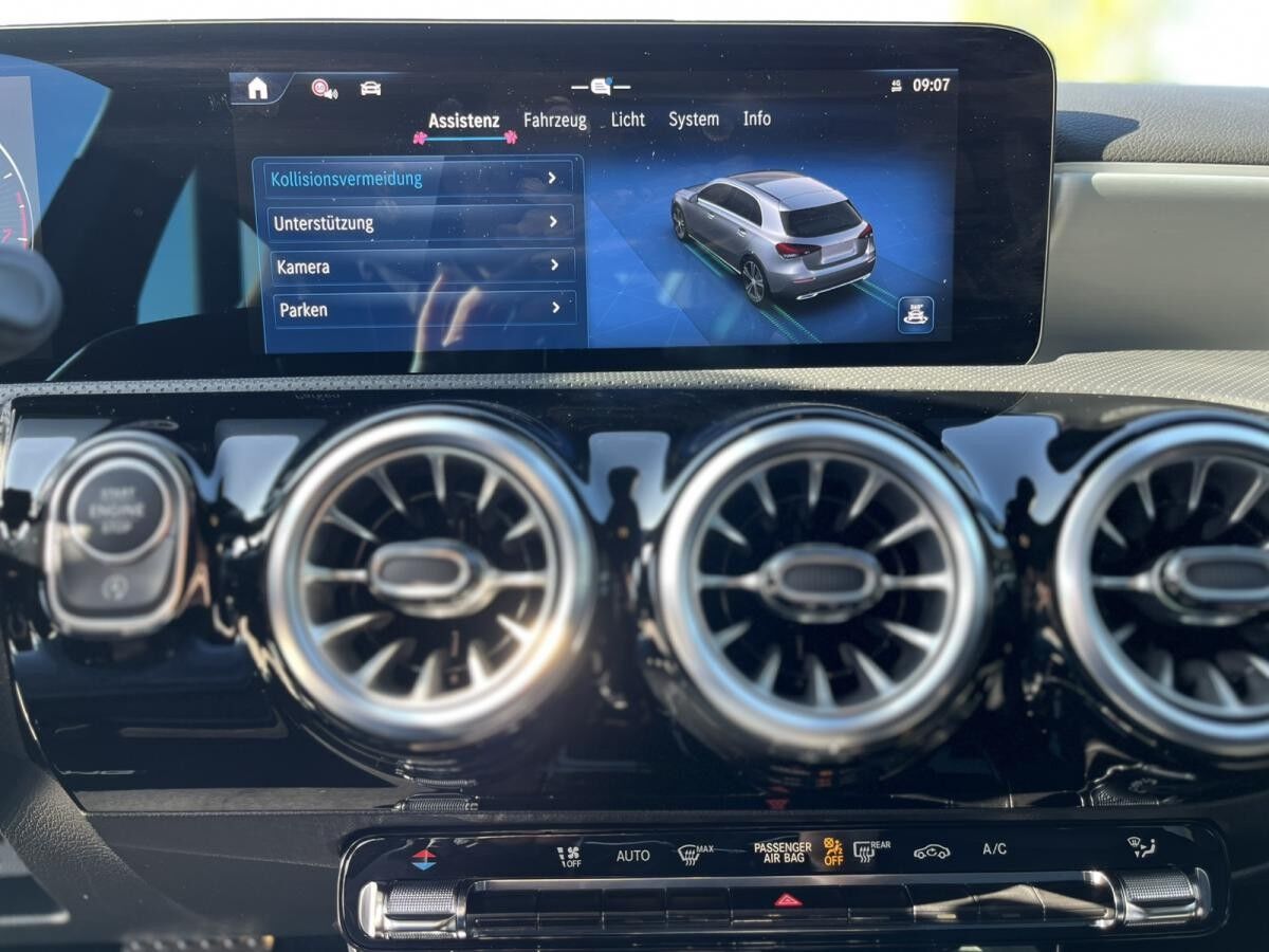 Mercedes-Benz A 180 AMG+KeylessGo+Winterpaket+Kamera+LED+DAB++