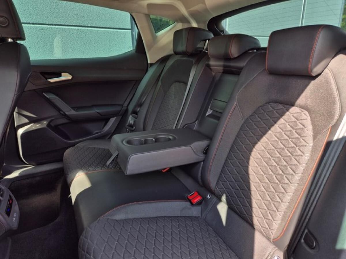 Seat Leon 1.5 eTSI DSG FR 🔥0 Anzahlung🔥 ALLWETTER Fahrass. XL Kamera Navi