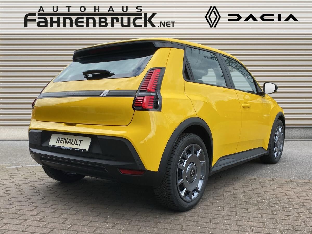 Renault 5 RE-Tech 100% E Evolution 120 Urban Range