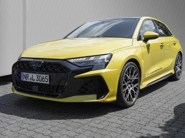 Audi RS3 Sportback MJ 2025 Matrix, Pano, SAGA, V/max 280 km/h