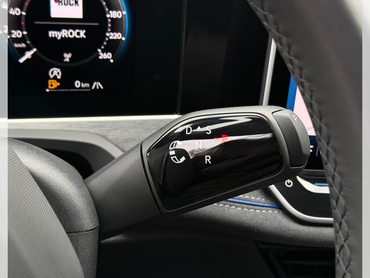 Volkswagen Passat R-Line 2025 2.0 TDI 4MOTION 193 DSG (UVP 70.450€/KW49) BLACK/IQ/HEAD/AHK/PANO/ASSIST/UVM.