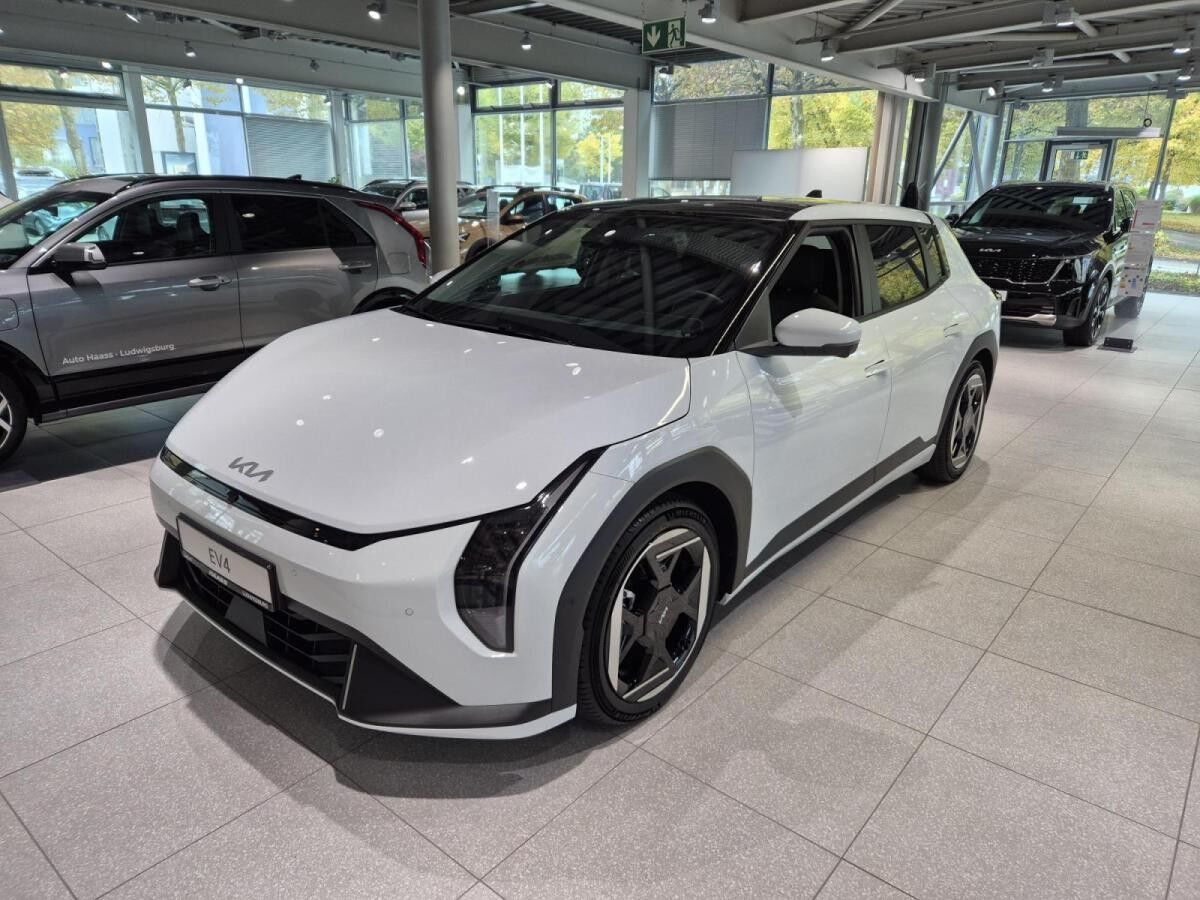 Kia EV4 AIR *Bestellfahrzeug* in Ludwigsburg bei Auto Haass