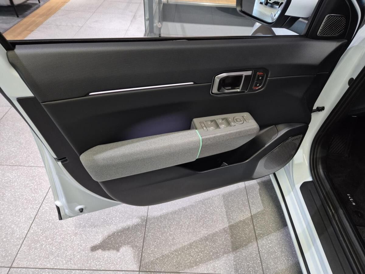 Kia EV4 AIR *Bestellfahrzeug* in Ludwigsburg bei Auto Haass