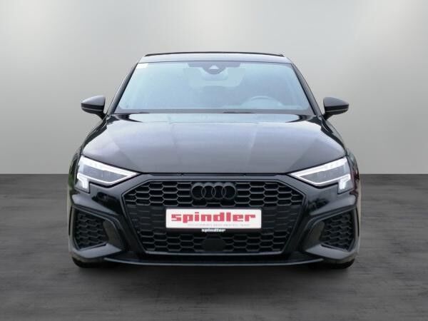 Audi A3 Limousine S-Line 35 TFSI S-tronic / Navi, RFK