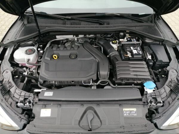Audi A3 Limousine S-Line 35 TFSI S-tronic / Navi, RFK