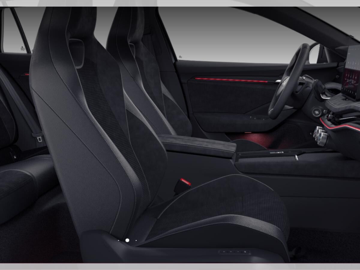 Skoda Superb Combi Sportline 2,0TDI *SZH*KAM360*