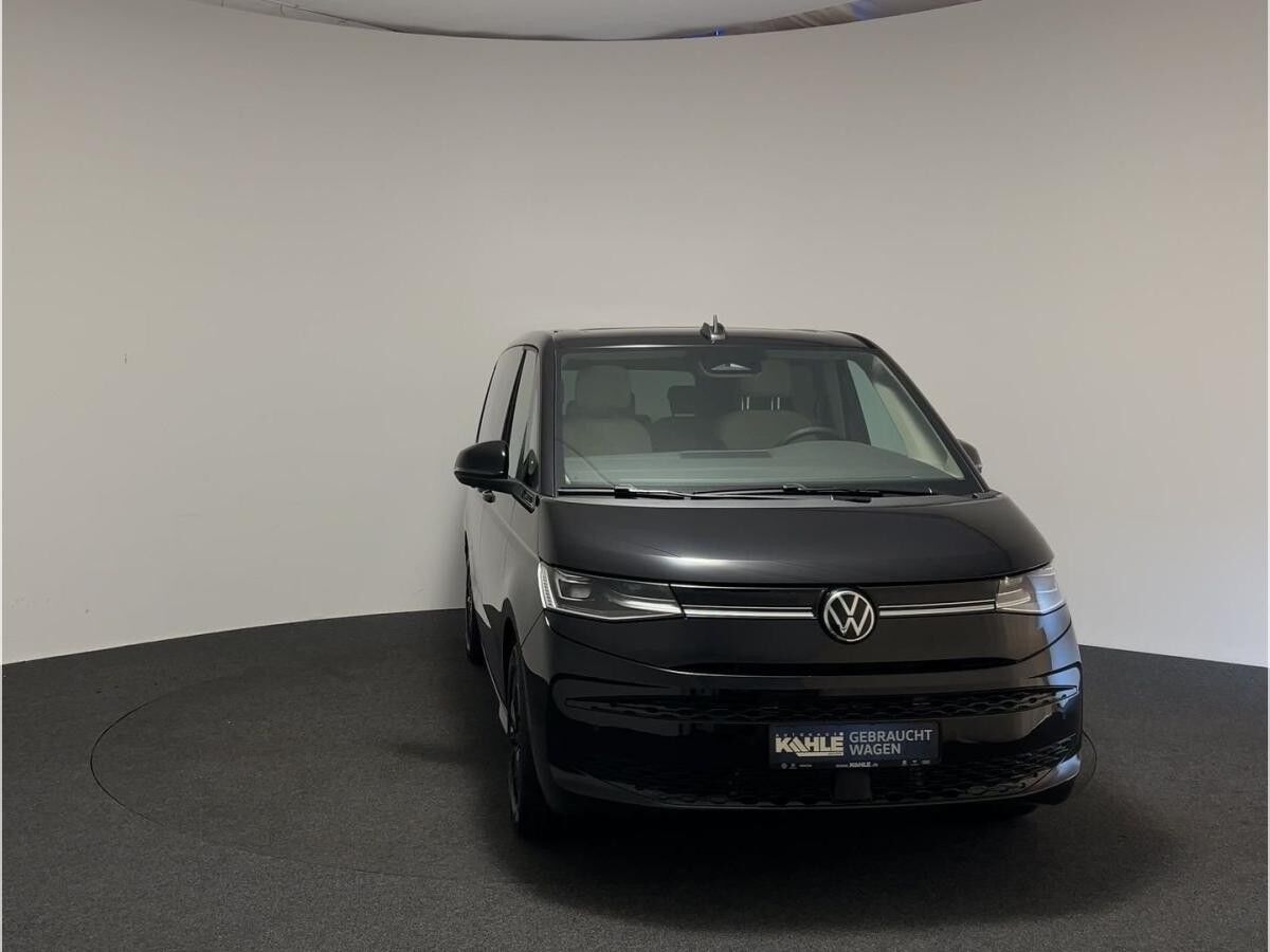 Volkswagen T7 Multivan Life 2.0 TDI DSG langer Überhang