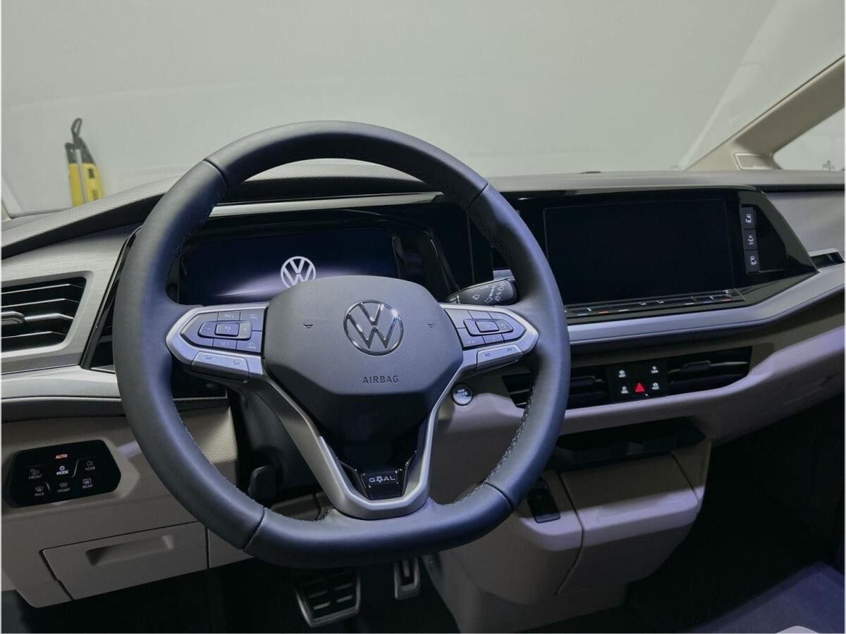 Volkswagen T7 Multivan Life 2.0 TDI DSG langer Überhang